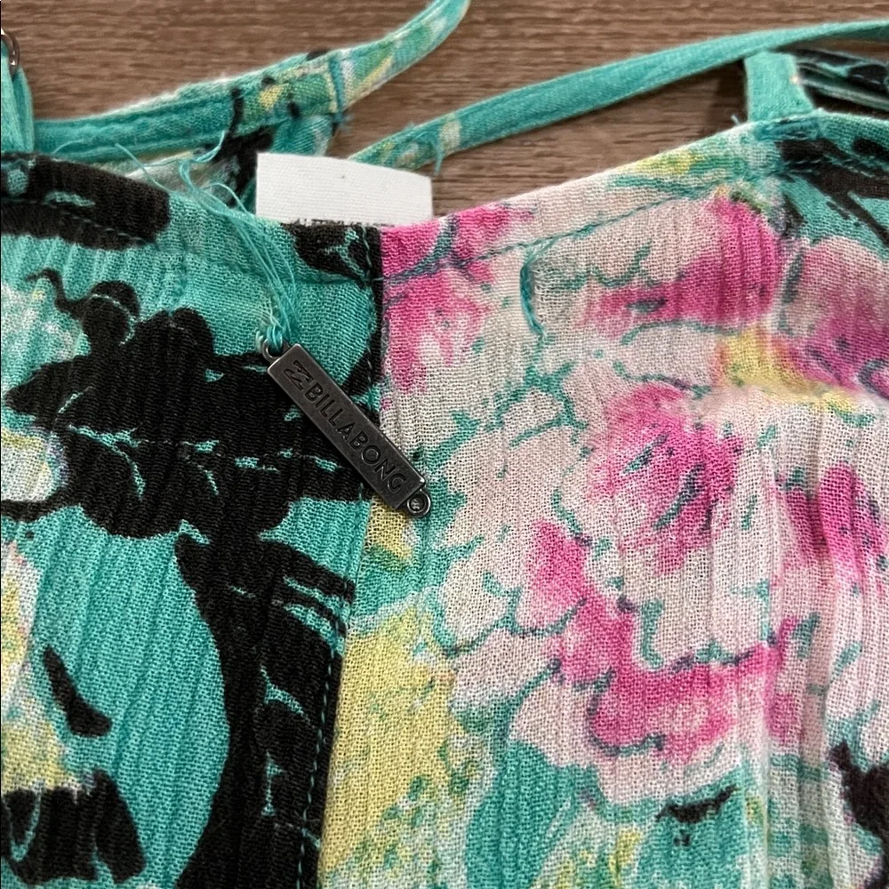 Billabong Beach Coverup - Picture 4 of 6